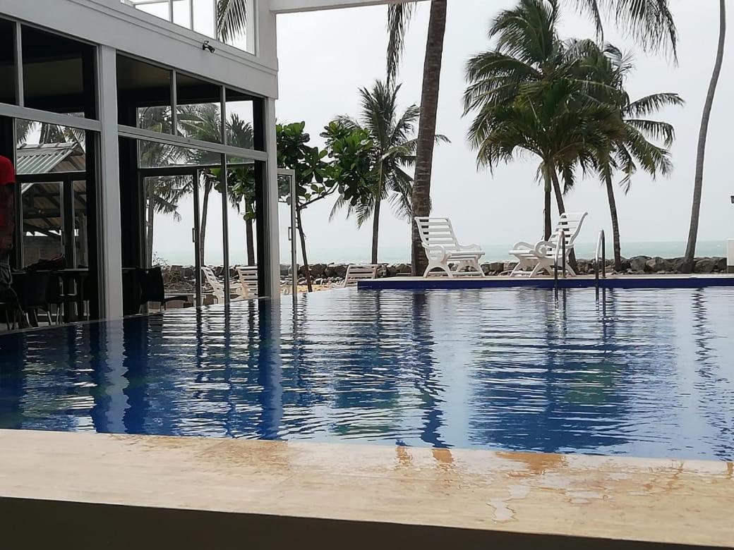 Saara Beach Hotel Marawila Extérieur photo
